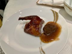 品臻松露干鲍脆皮乳鸽-海味观(老西门店)