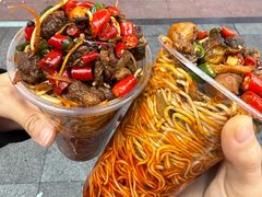 -犟一碗双椒鸡面(得意世界店)