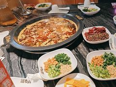 -老船舫·现做活鲜鱼馆(东郊记忆店)