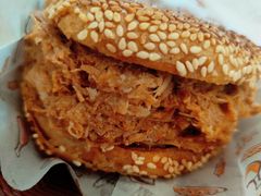 烧饼夹肉-万红路羊汤烧饼店(将台路店)