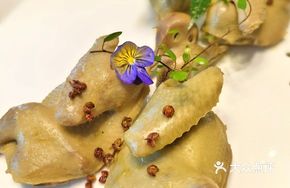 Fresh and Fragrant Young Pigeon