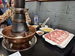 -楼外楼大刀肉传统火锅居(幸福街店)