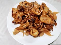 -鹏城人家海鲜酒家·23年老字号(较场尾店)