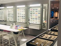 -目艮眼镜SHOWROOM(品牌集合店)