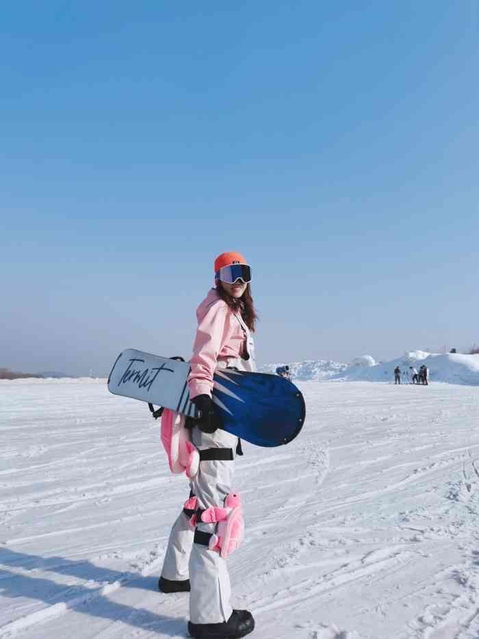 济南蟠龙山滑雪场图片