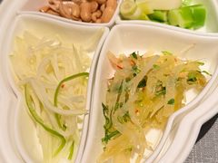 -左庭右院鲜牛肉火锅黑金店(陆家嘴中心店)