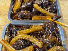 -郑记•不夜城烧烤•龙虾•虾蟹(黄鹤楼店)