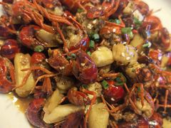 -顶峰夜宴·龙虾烧烤大排档(九江学院店)