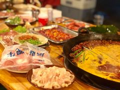 -岗上渣渣老火锅(两路口店)