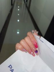-HUII NAIL绘京美甲美睫会馆