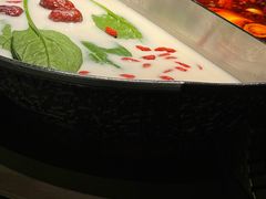 -湊湊火锅·茶憩(打浦桥日月光店)