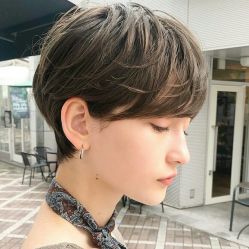 -罗亚帝造型