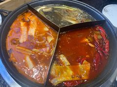 -渝里重庆火锅(航天城店)