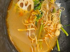 -万记麻辣烫国展总店