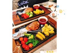 -必胜客(骡马市店)