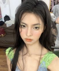 -明天见·化妆造型工作室