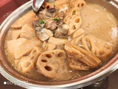 排骨藕汤-刘胖子家常菜·蹄花焖藕(中南店)