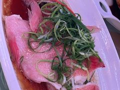-荣誉海鲜酒楼(海湾店)