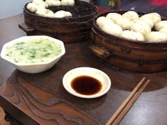 -舒小笼松针小笼包