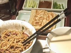 -京味斋·北京烤鸭(华威桥北工大店)