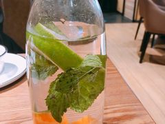 -山城外·非遗酸菜鱼(财富中心店)