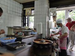 -黄阿姨锅贴大王(万航渡路店)