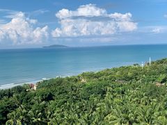 -三亚湾海居铂尔曼度假酒店