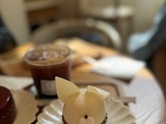 -VERIE BAKEHOUSE