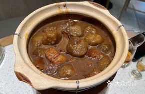 Anqing Sweet Potato Flour Dumplings with Braised Pork