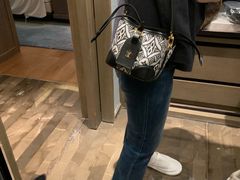 -LV路易威登(杭州万象城店)