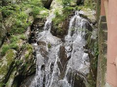 -藏龙百瀑风景区