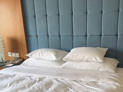 -上海银星皇冠假日酒店