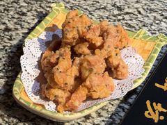 -老牌坊云南鱼豆花火锅(哈西万达店)