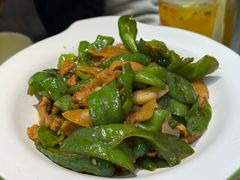 本地螺丝椒小炒肉-大师傅金奖啤酒鱼(西街口总店)