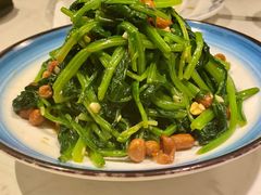 果仁菠菜-蛙蛙叫干锅年代(簋街总店)