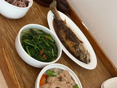 -雪梅月子中心(华侨城店)