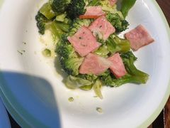 西兰花培根-萨莉亚意式餐厅(新邻天地店)