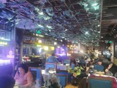 -领鲜活海鲜榴莲自助火锅(东门店)