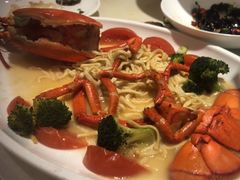 -沪华海鲜大酒楼(南汇店)