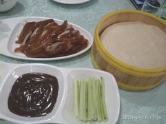 优质烤鸭(半只)-六和聚传统烤鸭.天津菜(和平店)