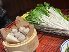 -沙胆彪炭炉牛杂煲(上海日月光广场店)
