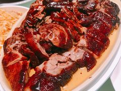 八府香鸭-八府香鸭·啫啫煲(华山路店)