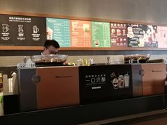 -星巴克(杭州湖滨银泰E区店)