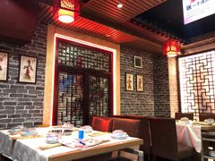 -羊家胡同·龙虾烧烤火锅(龙汇路店)
