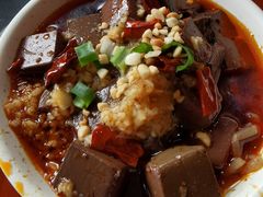 -炉小二铜锅牛蛙•川湘菜(三里屯店)