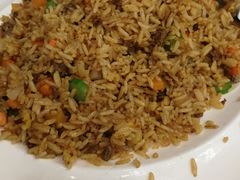 黑椒牛肉炒饭-国龙大酒店-中餐厅