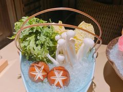 -余欢领鲜火锅(新街口店)
