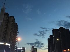 -弓虽昌焖烧鸡(大竹林店)