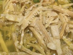 -梦都海鲜酒家(万达广场江桥店)