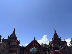 -一寨两国风景区